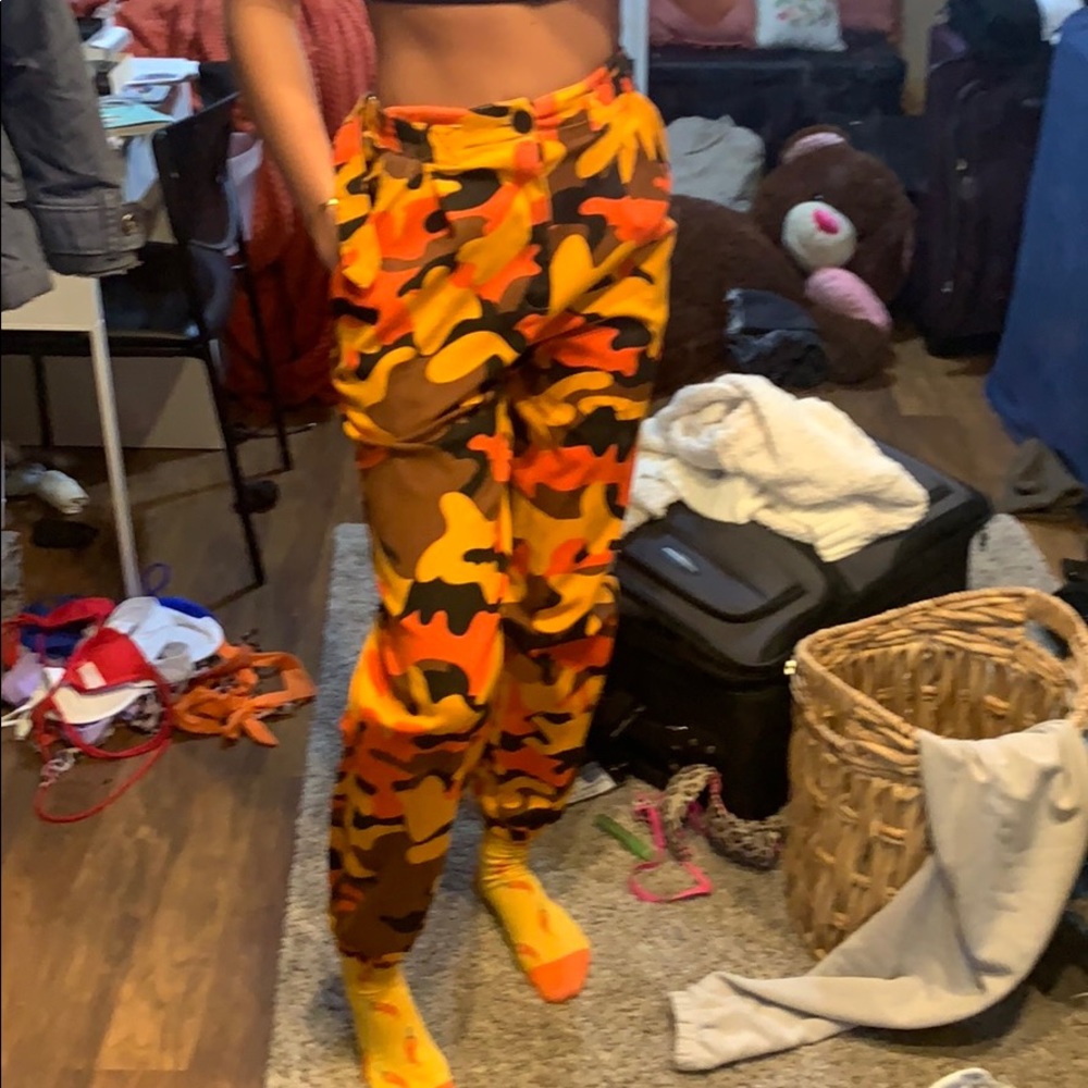 Camo pants